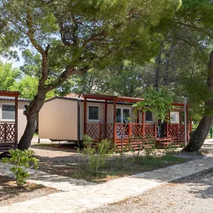 Paklenica **** Starigrad Paklenica