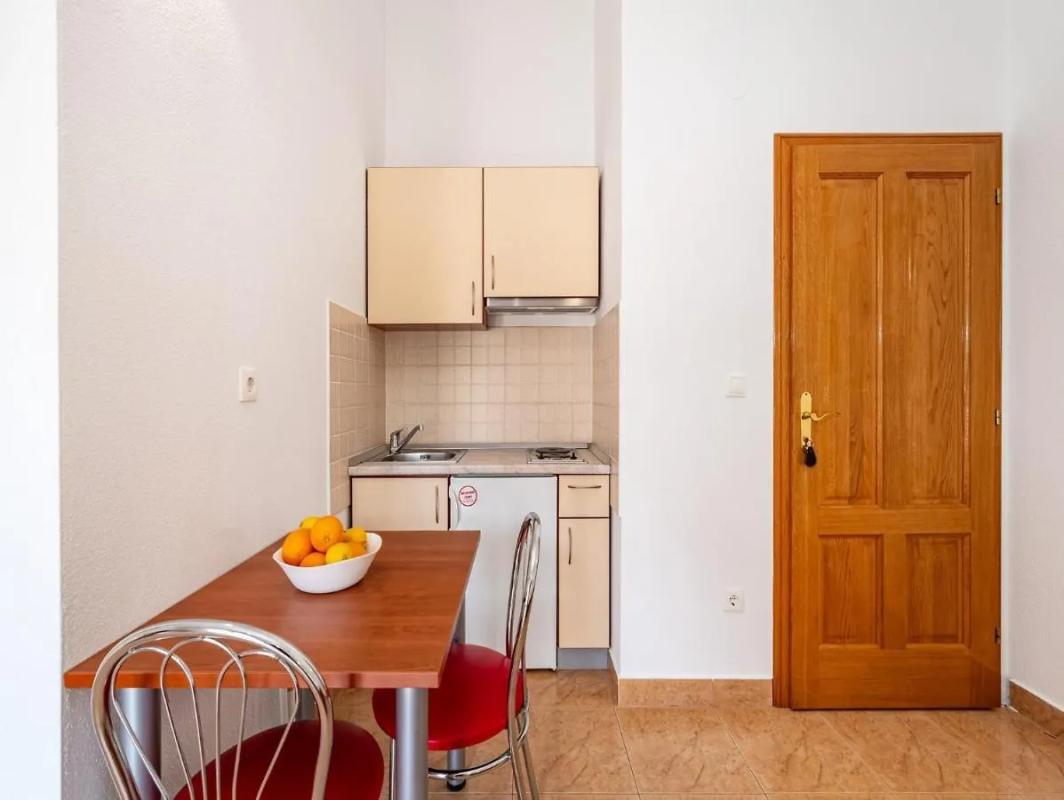 Apartments Prkacin Стариград-Пакленица Гостевой дом